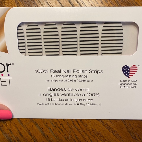 Color Street Makeup 22 Color Street Between The Lines Poshmark